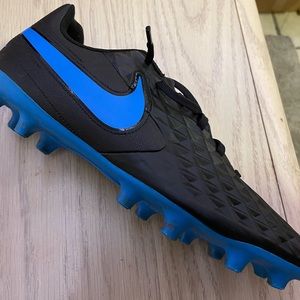 NIKE Soccers Cleats